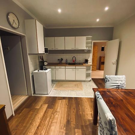 Flat For Up To 4 People In Dresden-Striesenアパートメント エクステリア 写真